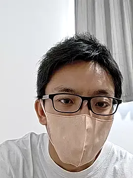 seraphine23 – webcam model profile photo Image 5