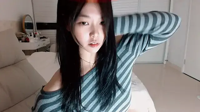 Inked_lorena – webcam model profile photo Image 13