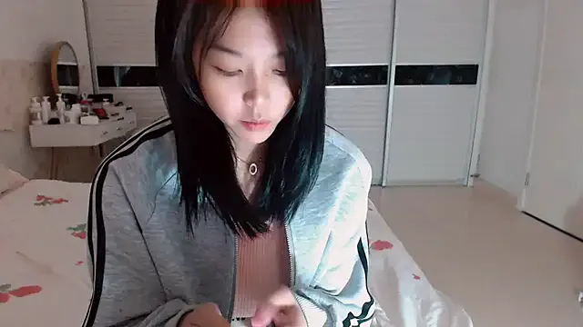 Inked_lorena – webcam model profile photo Image 17