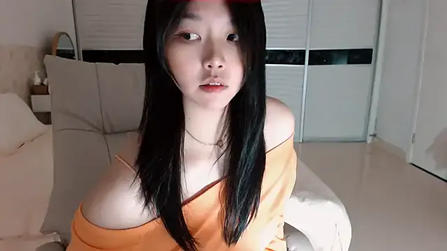 Inked_lorena – webcam model profile photo Image 9