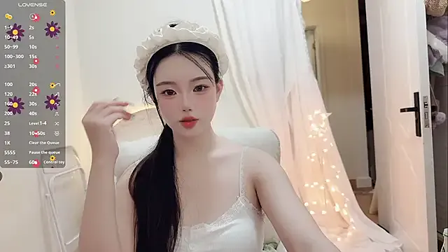 funny_to_see_you_here – webcam model profile photo Image 18