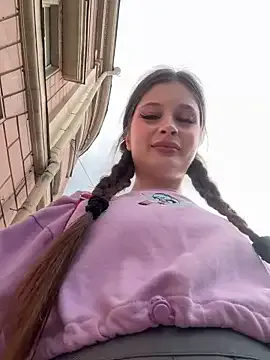 bella__honey – webcam model profile photo Image 11