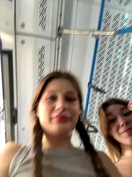 bella__honey – webcam model profile photo Image 17