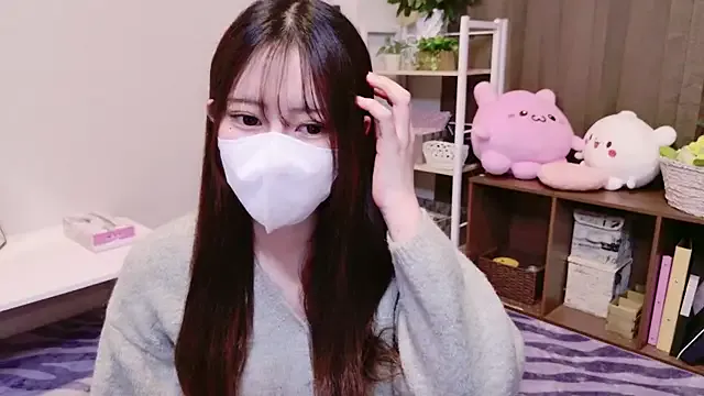 Adelina0001 – webcam model profile photo Image 3