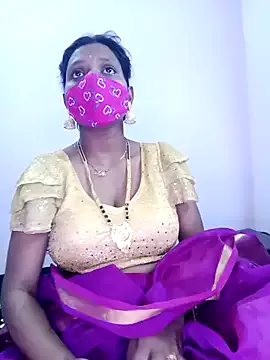 seraphine23 – webcam model profile photo Image 2