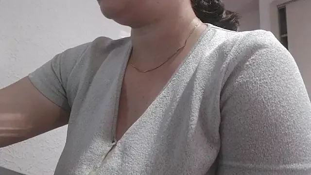 Cutee_Jaan – webcam model profile photo Image 13