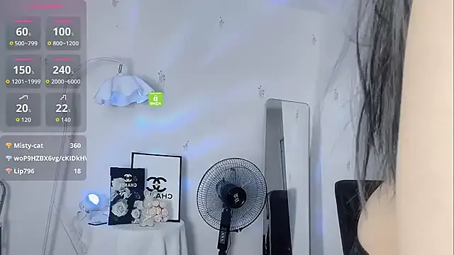 badgiuxx03 – webcam model profile photo Image 18