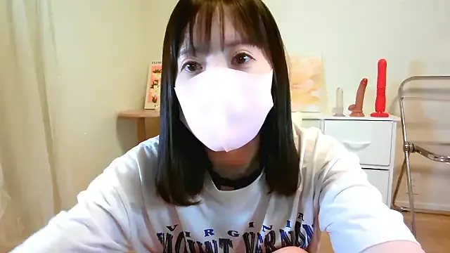 _Alicee_1 – webcam model profile photo Image 12