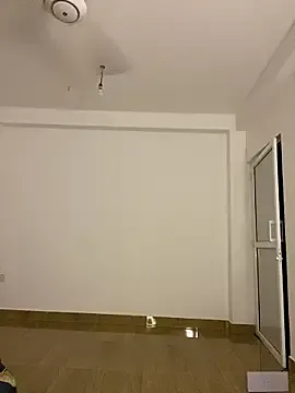 slola_li – webcam model profile photo Image 18