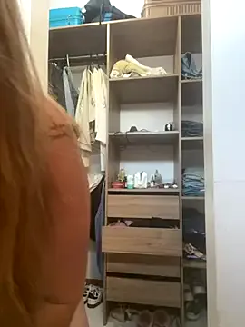 littlebitchesss – webcam model profile photo Image 9