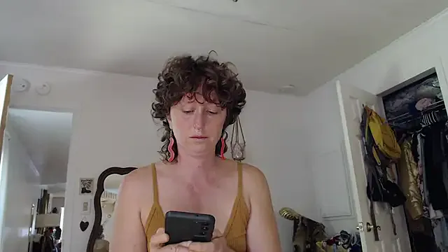 Lana-Grey – webcam model profile photo Image 16