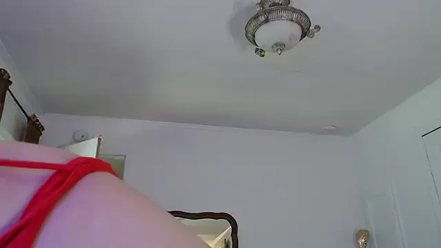 Lana-Grey – webcam model profile photo Image 4