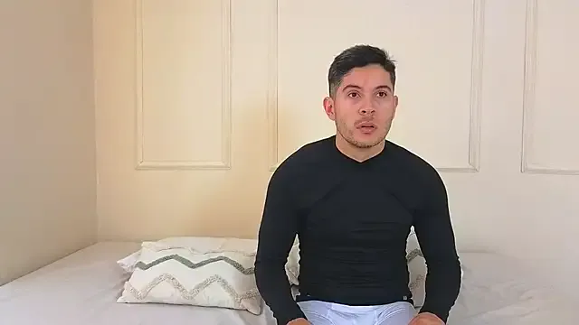 therealbeverlycious – webcam model profile photo Image 13