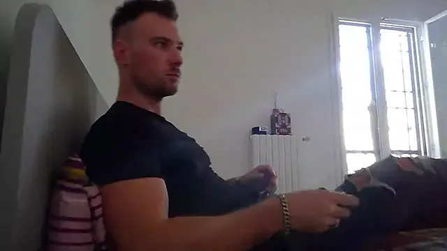 El-Jouri – webcam model profile photo Image 11