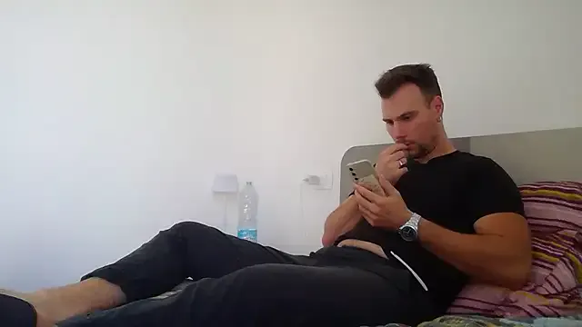 El-Jouri – webcam model profile photo Image 2