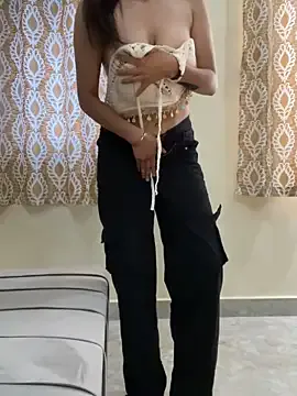 Horny_pratiksha – webcam model profile photo Image 5