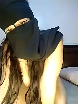 SunnyShiney – webcam model profile photo Image 10