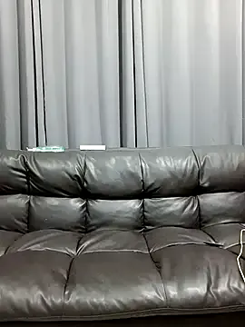 RollDolls – webcam model profile photo Image 2