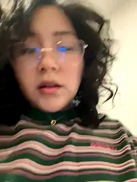 COLAMBIA_X_GURL – webcam model profile photo Image 16