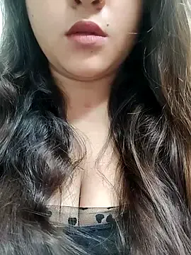 amcutefatima – webcam model profile photo Image 7