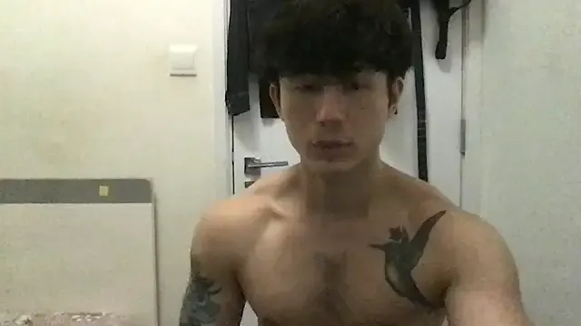 Alirawrz – webcam model profile photo Image 15