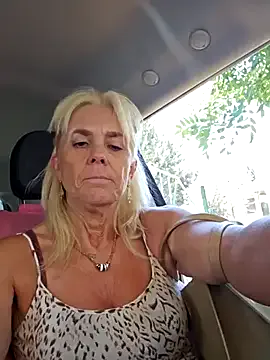 redrose520 – webcam model profile photo Image 14