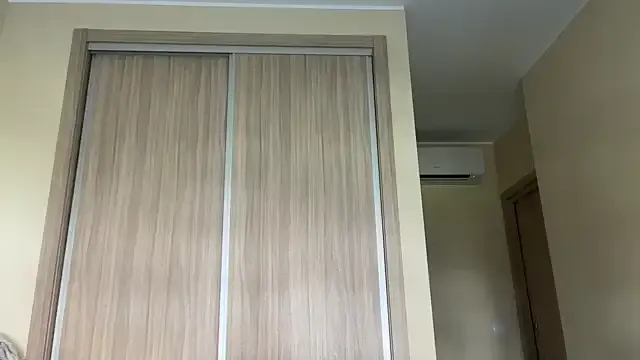 Sssonya – webcam model profile photo Image 11