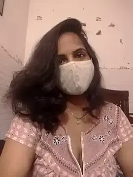 blonde_bigtits – webcam model profile photo Image 8