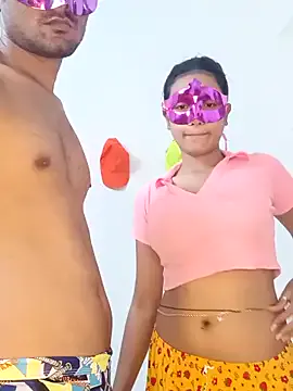 Sandhya_77 – webcam model profile photo Image 2