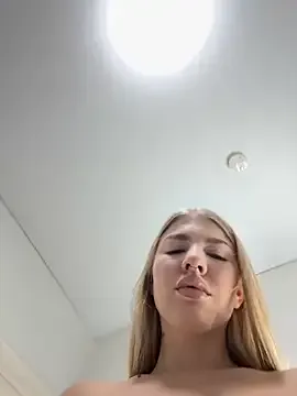 Lalalust69 – webcam model profile photo Image 19