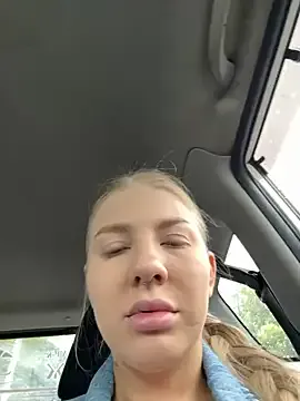 Lalalust69 – webcam model profile photo Image 5