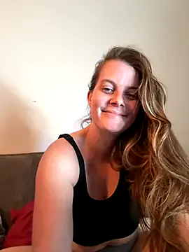 hoaarisa – webcam model profile photo Image 11