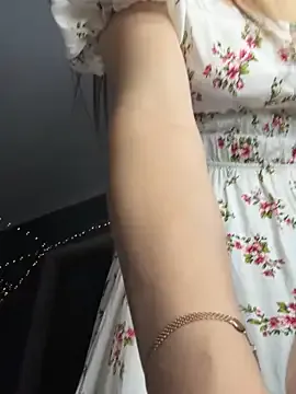 anli5 – webcam model profile photo Image 19