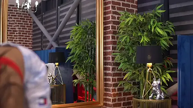 the_crazysex – webcam model profile photo Image 12