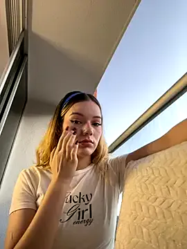 Garima_G – webcam model profile photo Image 16