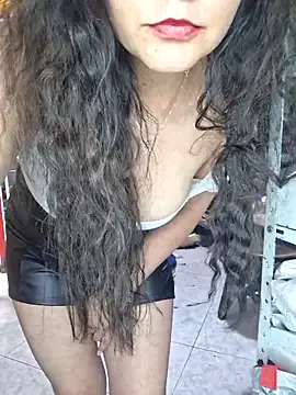 Cute-Simmi69 – webcam model profile photo Image 12