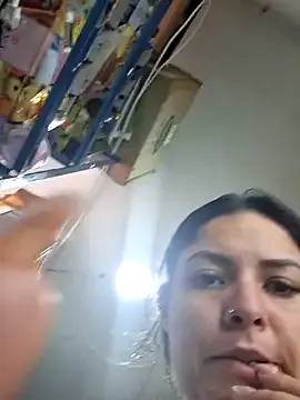 Cute-Simmi69 – webcam model profile photo Image 16