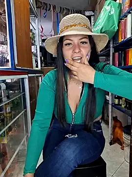 Cute-Simmi69 – webcam model profile photo Image 5