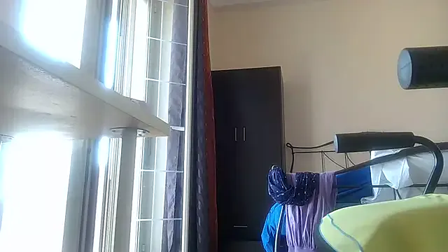 cutefacebigass – webcam model profile photo Image 9