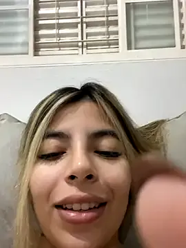 misasakurai – webcam model profile photo Image 4