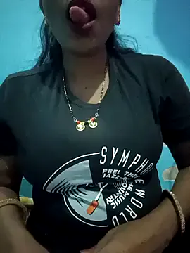 mon1_day – webcam model profile photo Image 13