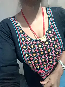 mon1_day – webcam model profile photo Image 4