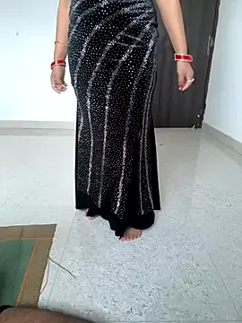 hotcoupleee2020 – webcam model profile photo Image 3