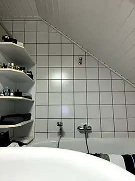 Cutee_Jaan – webcam model profile photo Image 19