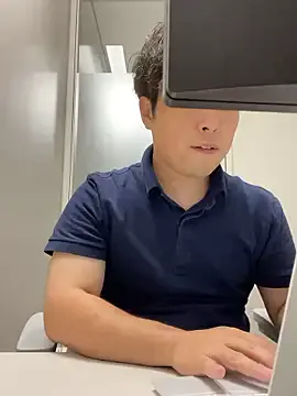 RollDolls – webcam model profile photo Image 4