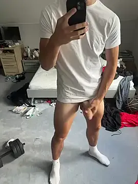 ClaireBree profile photo Image 13