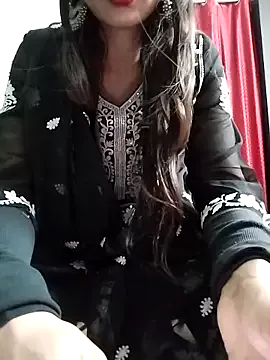 OnlyPragya – webcam model profile photo Image 13