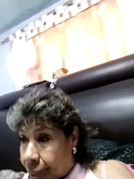 MissLMrJ – webcam model profile photo Image 7