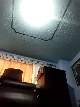 MissLMrJ – webcam model profile photo Image 9