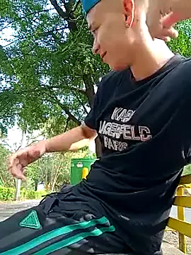 yourownermayla – webcam model profile photo Image 2